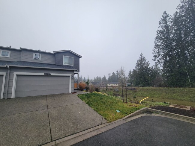 Foto del edificio - Spacious Bremerton 3 Bedroom, Available Now!