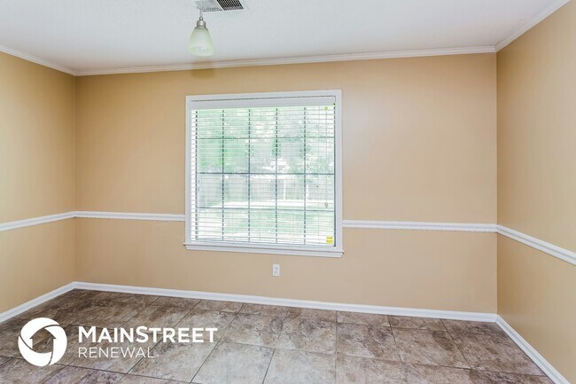 Building Photo - 8251 Lance Cove