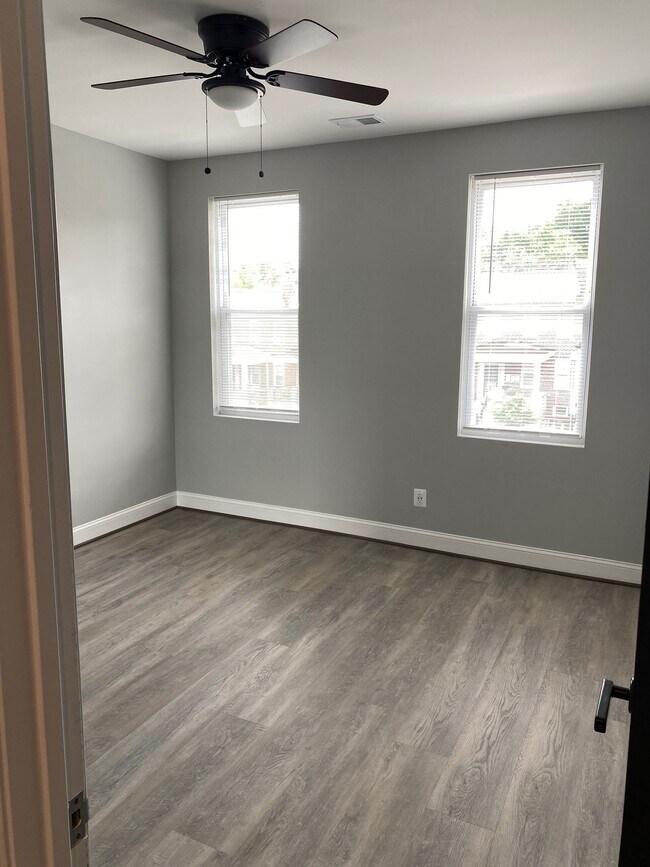 Foto del edificio - 2311 Anoka Ave