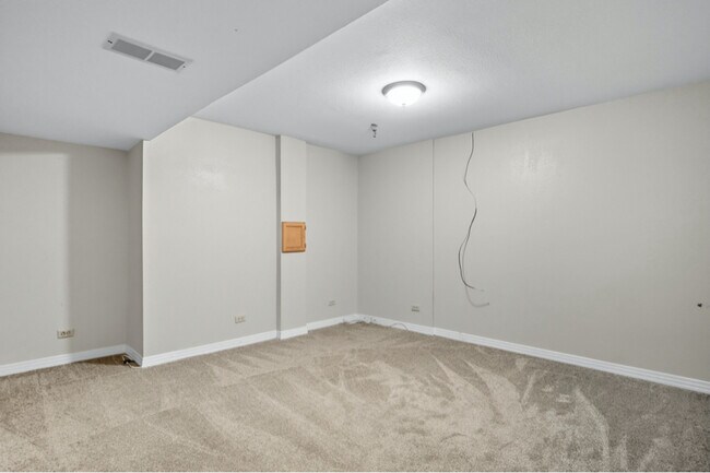 Building Photo - 3441 S Ammons St