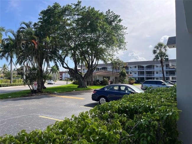 Foto del edificio - 501 Blue Heron Dr