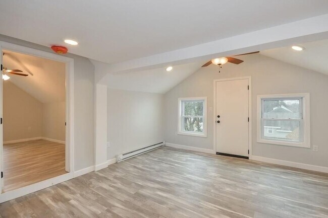 Foto del edificio - 9 Cottage Ct