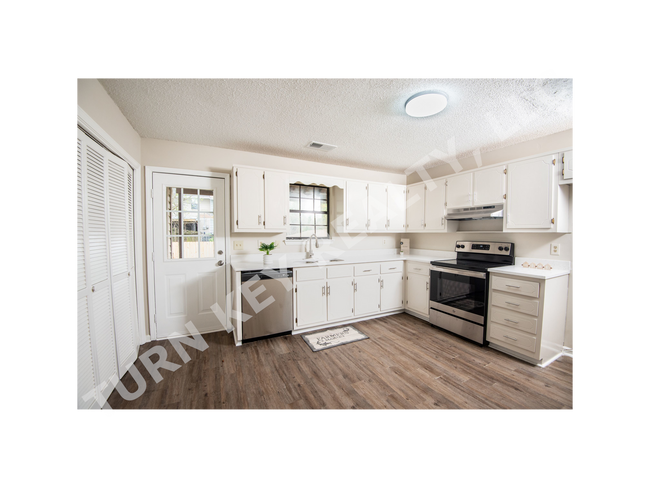 Foto del edificio - Townhouse for rent in Grayson Valley **ACC...