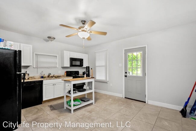 Building Photo - 3 br, 1 bath House - 250 Maple Avenue