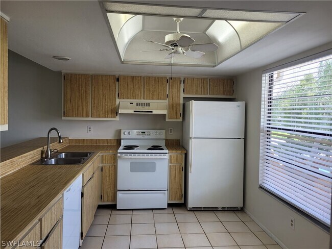 Foto del edificio - 505 SW 47th Terrace
