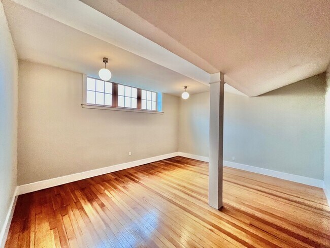 Foto del edificio - 2716 Cherokee St