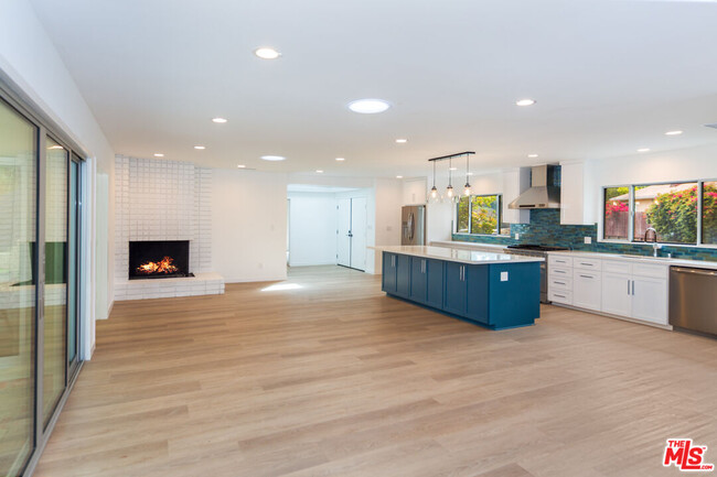 Foto del edificio - 13307 Westcove Dr