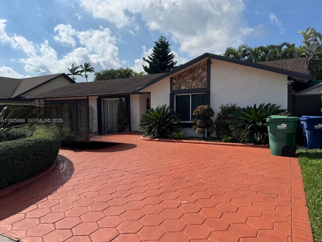 Foto del edificio - 9412 SW 127th Ave