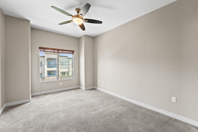 Foto del edificio - 5350 E Deer Valley Dr