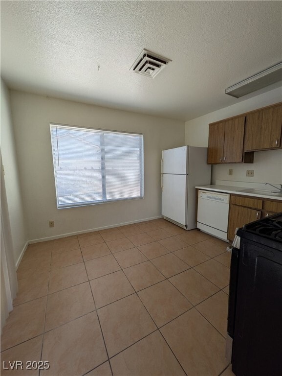 Building Photo - 7049 Sylvan Oak Dr