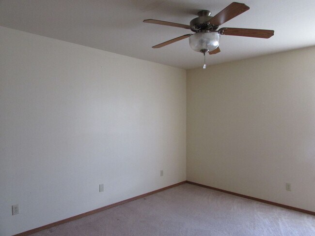 Foto del edificio - 20320 Skyview Dr