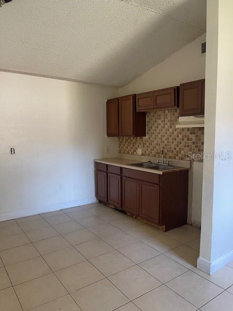 Foto del edificio - 3748 137th Ave N
