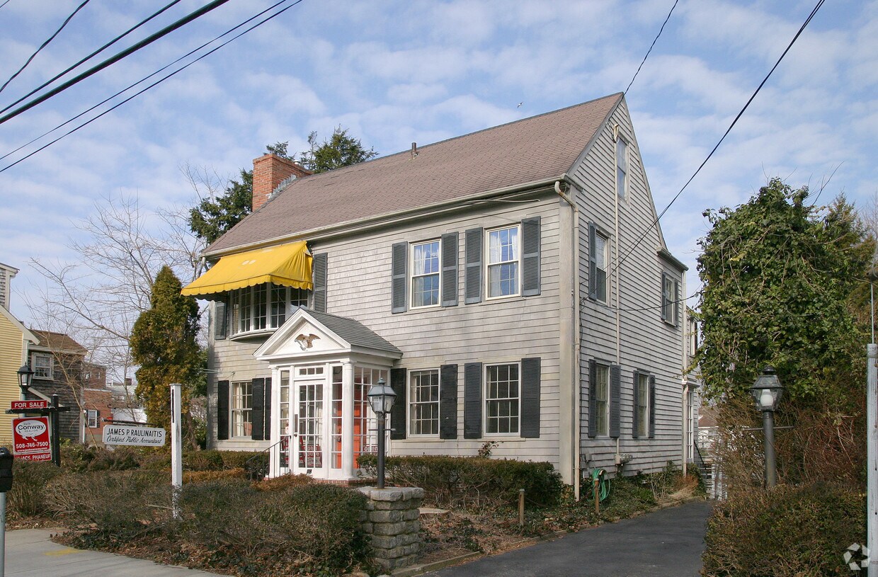 Building Photo - 18 North St