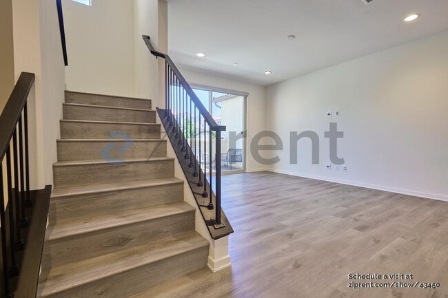 Building Photo - 106 High Mdw