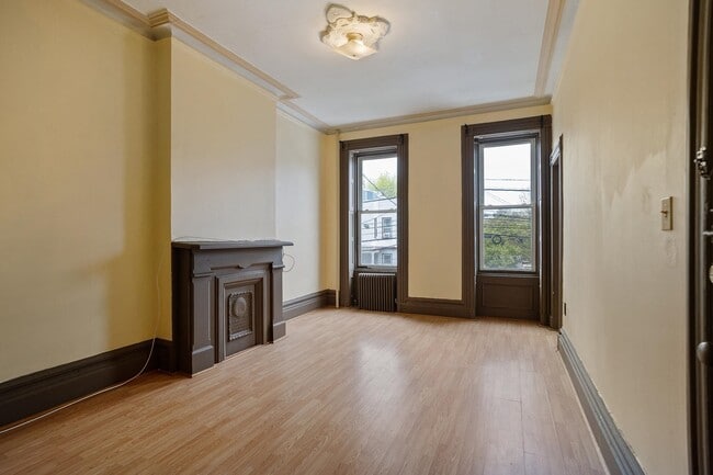 Building Photo - 546 Palisade Ave