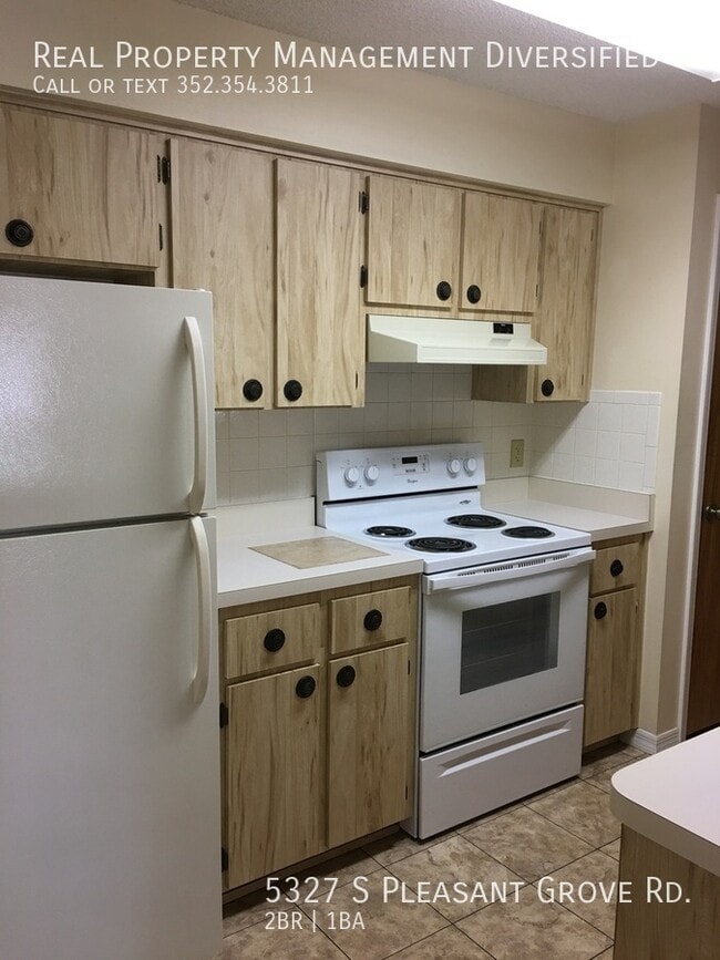 Foto del edificio - 5327 S Pleasant Grove Rd