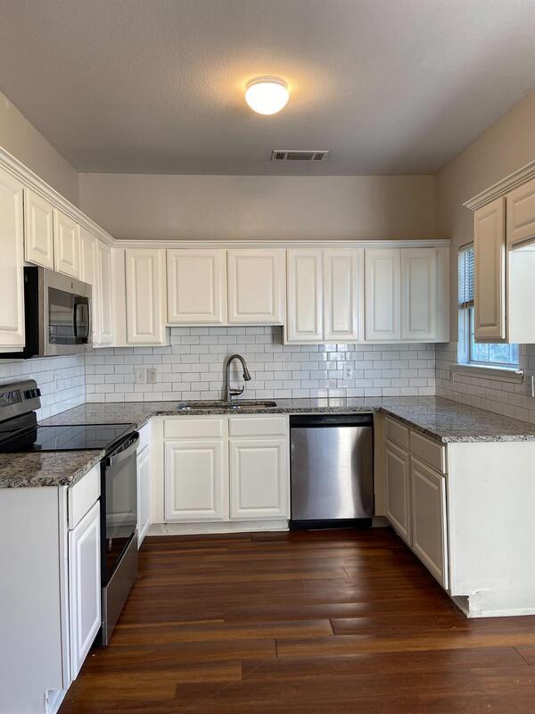 Building Photo - 908 Drexel St