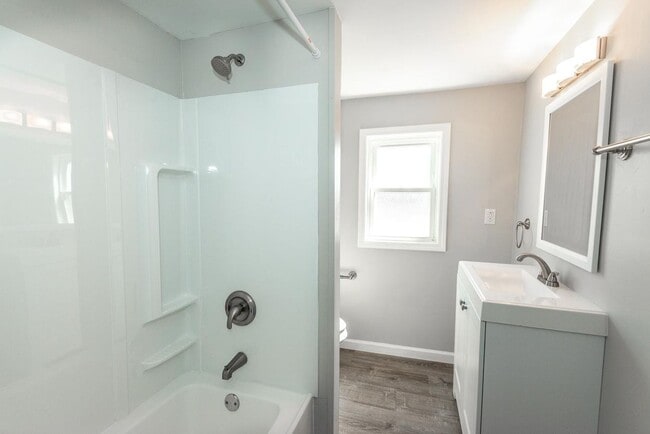 Photo - 453 Edith St Apartment