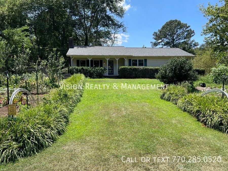 Primary Photo - 117 Bascomb Dr