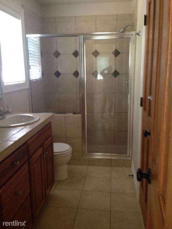 Foto del edificio - 705 17th St