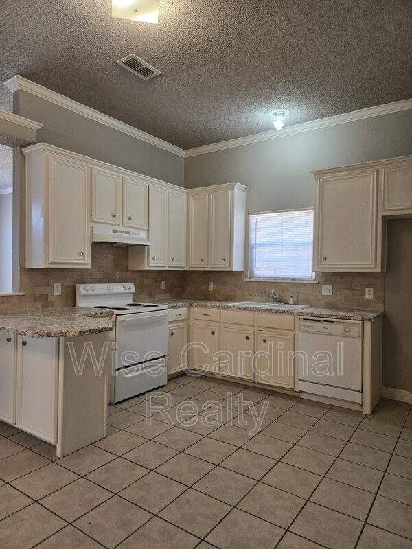 Foto del edificio - 5119 Albany Ave