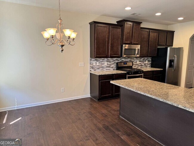 Foto del edificio - 3405 Castleberry Rd