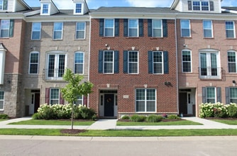 Building Photo - 2731 S Spurway Dr