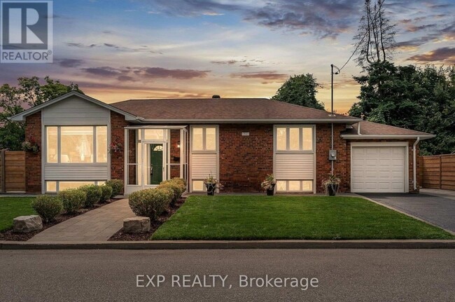 Building Photo - 52 Ivorwood Crescent