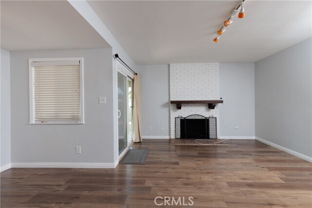 Building Photo - 1217 W 213th St