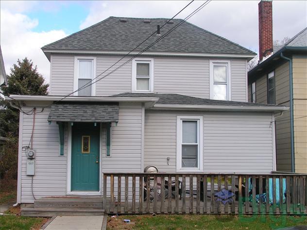 Foto del edificio - 2-Story House, 4Bed/2Bath washer/dryer hoo...
