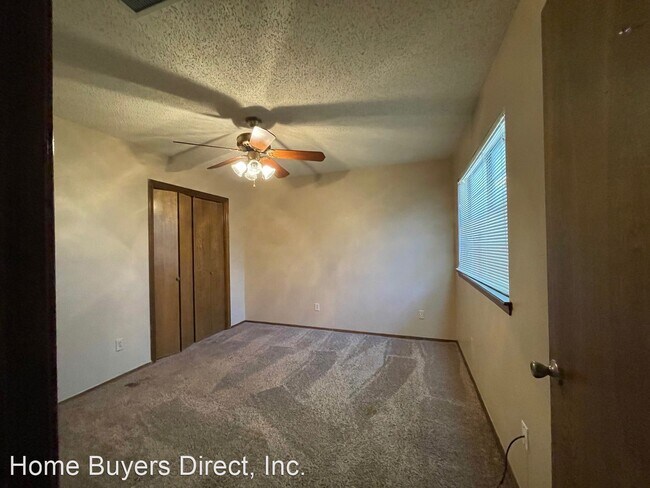 Foto del edificio - 3 br, 2 bath House - 4420 Ridgecrest