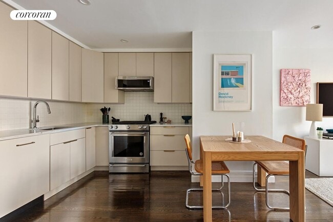 Foto del edificio - 1255 Bushwick Ave