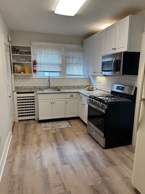 Building Photo - 211 2nd Ave