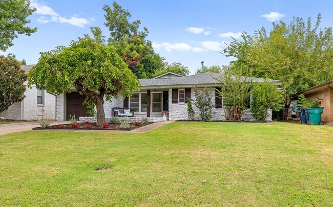 Foto del edificio - 2737 Clermont Pl