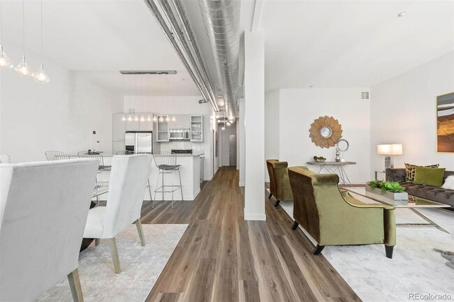 Building Photo - 3100 Huron St