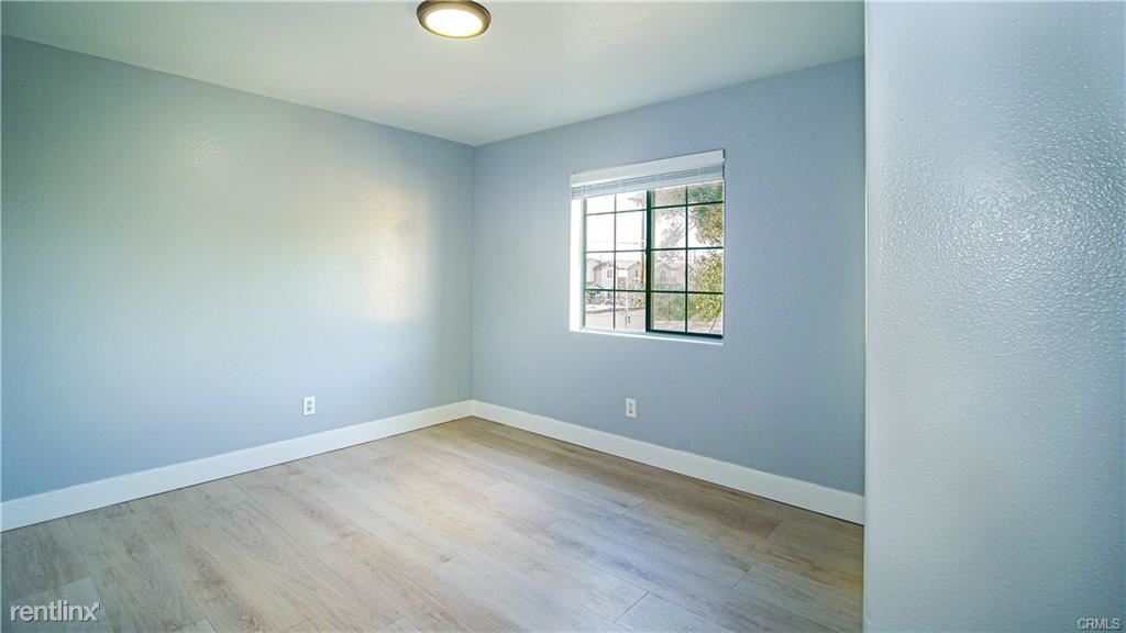 Primary Photo - 4 br, 2 bath Duplex - 9110 1/2 Avalon Blvd
