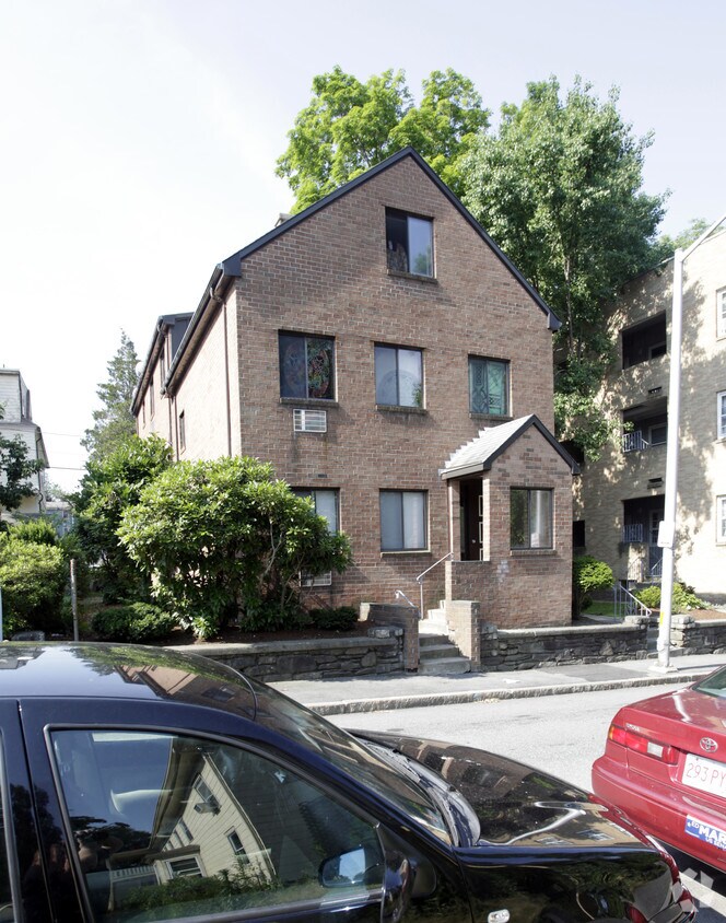 Building Photo - 31 Bowdoin St