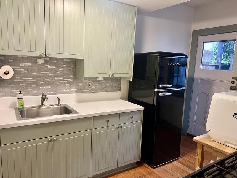 Foto principal - 2470 NW Vaughn St