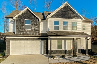 Building Photo - 100 Fairview Dr