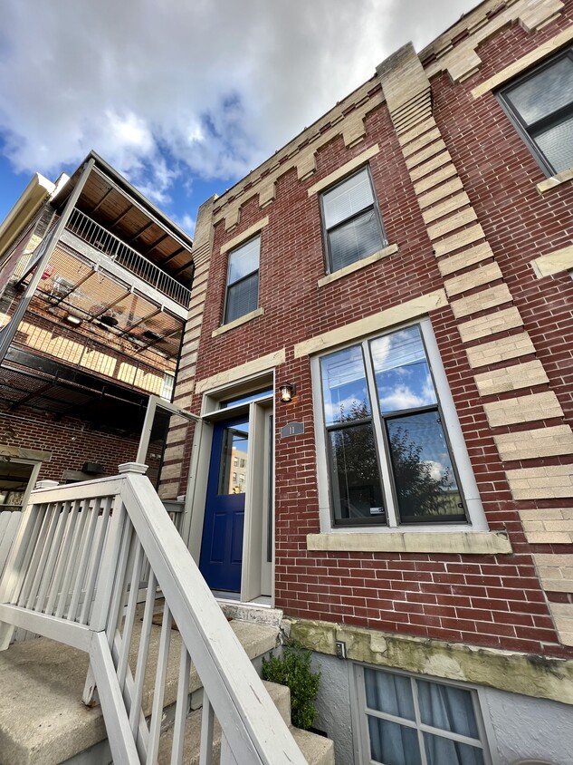 Primary Photo - 11 W Starr Ave