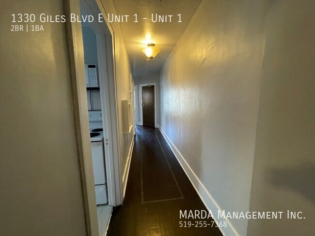 Photo du bâtiment - SPACIOUS 2 BED/1BATH UNIT IN OLDE WALKERVILLE! + HYDRO & GAS