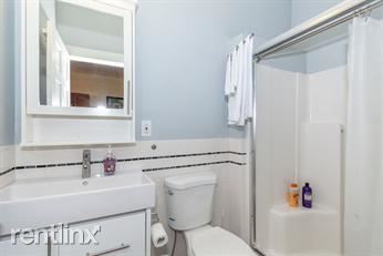 Foto del edificio - 3 br, 2 bath House - 336 Western Ave Unit 1