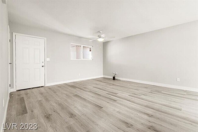Building Photo - Completely renovated 3 bedroom 2 bath home...