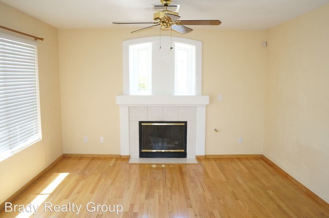 Foto del edificio - 9601 Highline Ln