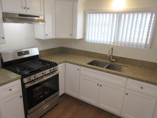 Foto del edificio - 741 Shalimar Dr