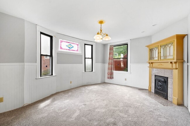 Building Photo - Stunning 4 bedroom home in Overbrook avail...