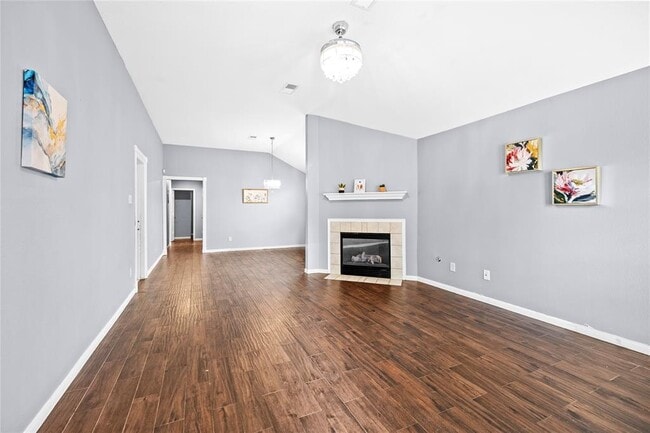 Building Photo - 1814 Hall Ridge Trace Ln