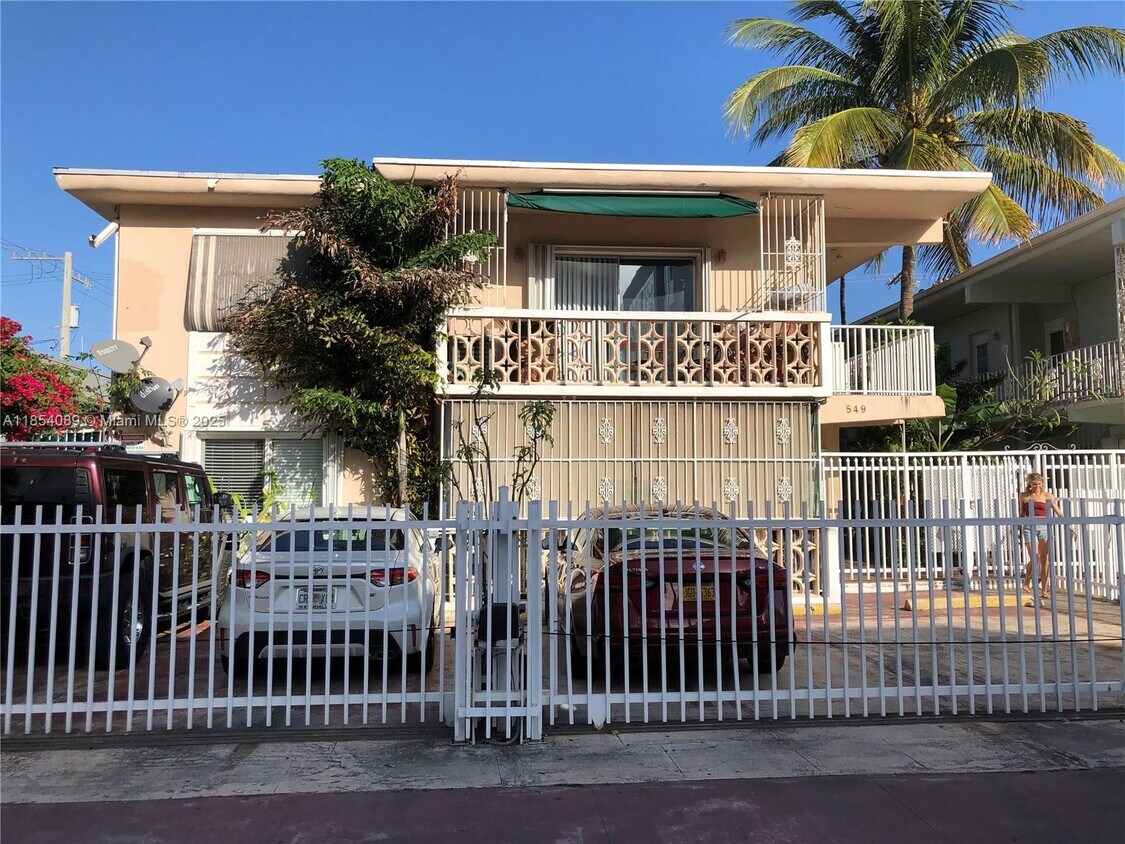 Foto principal - 549 Meridian Ave