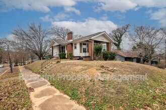 Building Photo - 718 78th St S