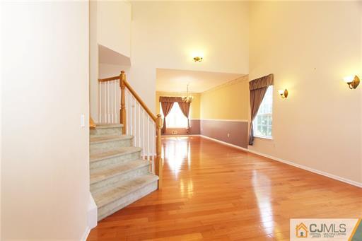 Building Photo - 57 Pin Oak Dr